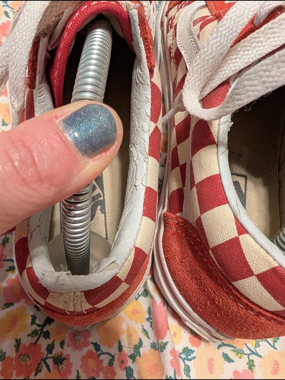 Vans Checkerboard Low-Top Sneakers - Red & Cream - Picture 10 of 11